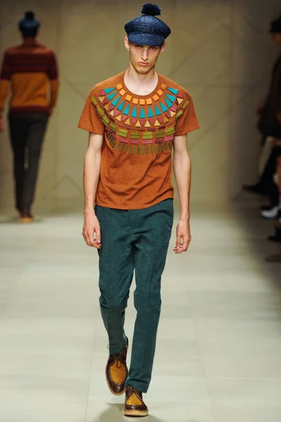 Look 34